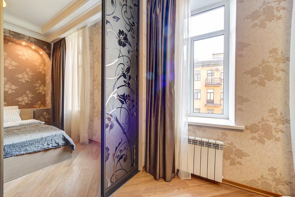 Welcome Home Apartments Liteyniy 11 Sankt Petersburg Exteriör bild